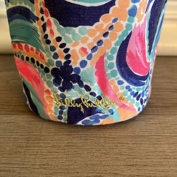 Lilly Pulitzer Wine Sleeve - Picture 3 of 4